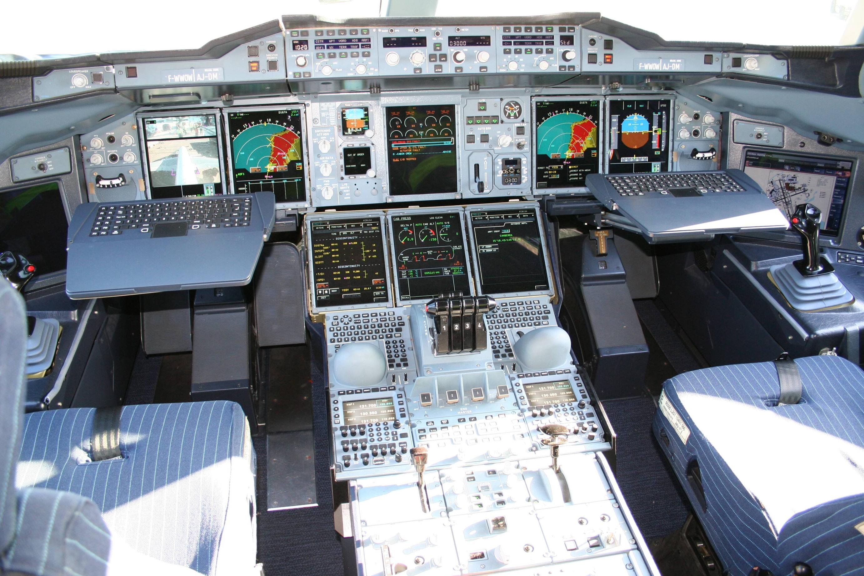 A380 Cockpit